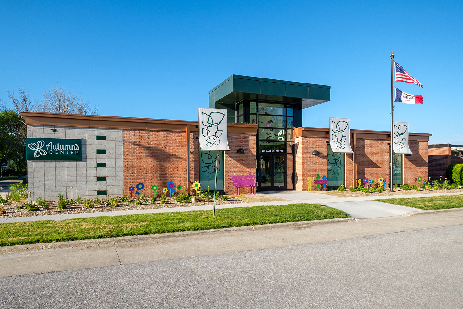 Exterior of Seasons Center for Behavior Health, Autumn's Center