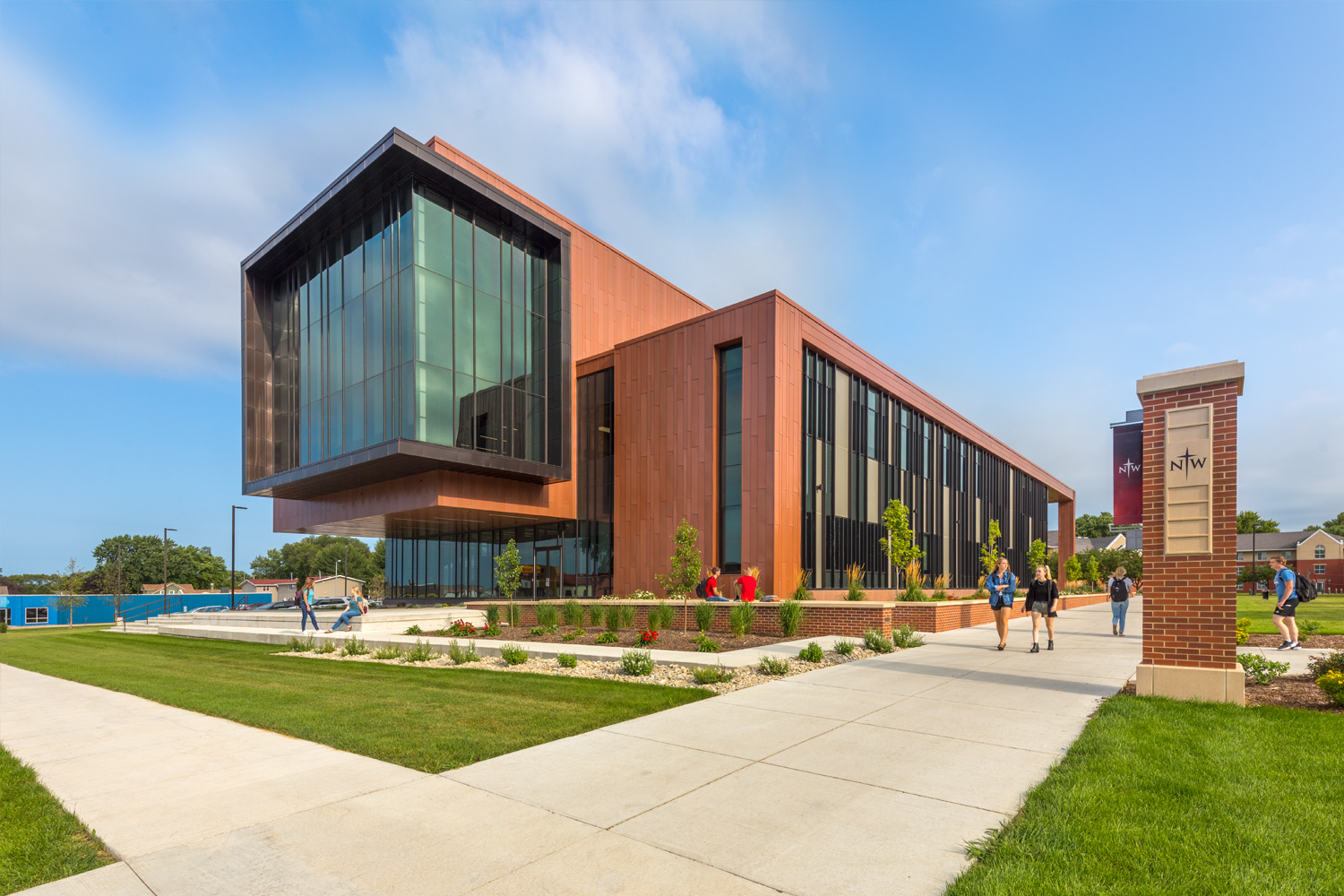 Exterior of Northwestern College, Jack and Mary DeWitt Family Science Center